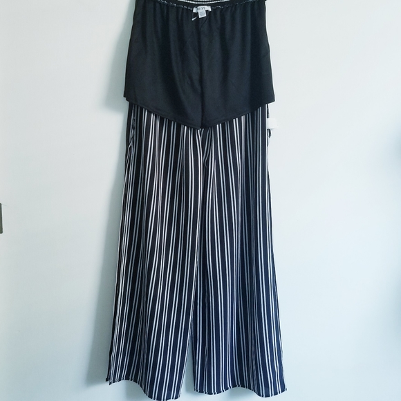NEW RENVY Black and White Stripes with Side-Slit Wide Leg Pants NWOT - Picture 10 of 16